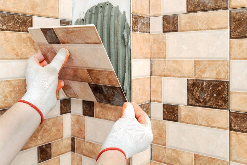 Professional bathroom tile renovation in Florida. We serve Wesley Chapel, Tampa, Lutz, Odessa, Zephyrhills, and Land O' Lakes.